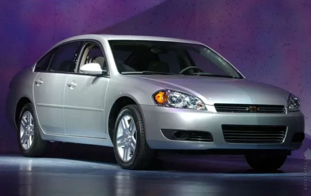 Chevrolet Impala 2005 sedan — 12
