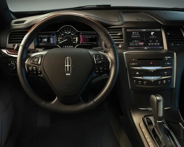Lincoln MKS 3.5 AT AWD — 2