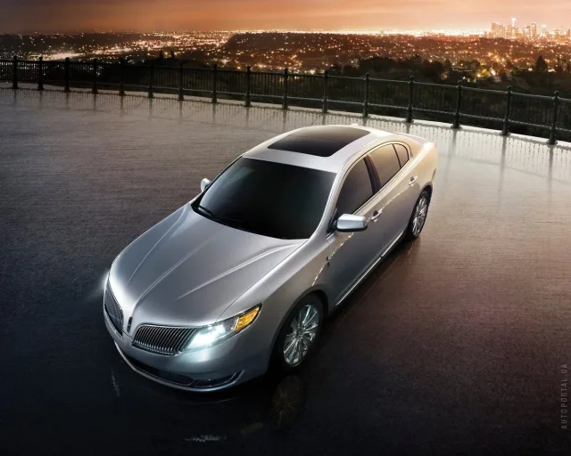 Lincoln MKS 3.5 AT AWD — 10
