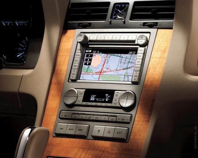 Lincoln Navigator 5.4 AT 4x4 — 4