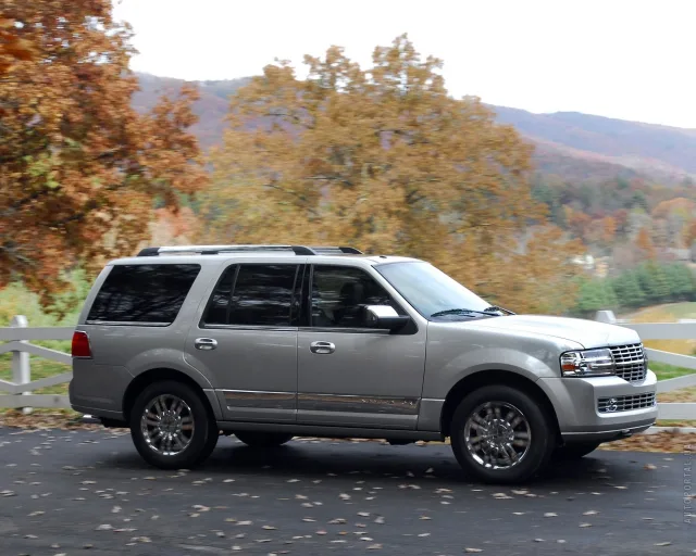 Lincoln Navigator 5.4 AT 4x4 — 17
