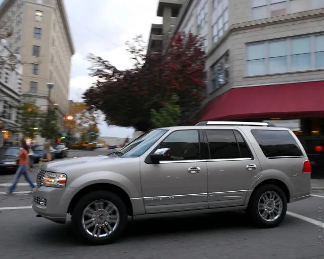 Lincoln Navigator 5.4 AT 4x4 — 20