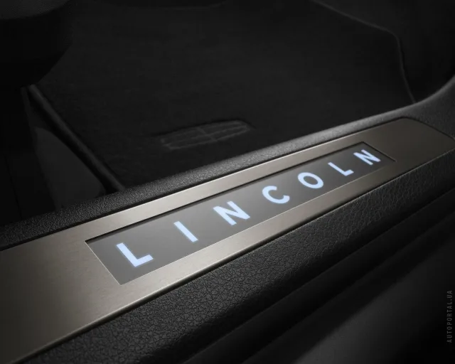 Lincoln MKX 3.7 AT — 4