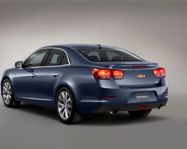 Chevrolet Malibu 2011 sedan — 9