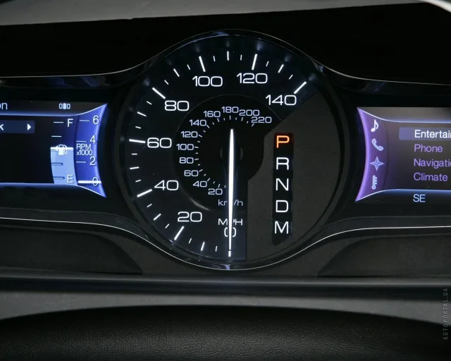Lincoln MKX 3.7 AT — 12