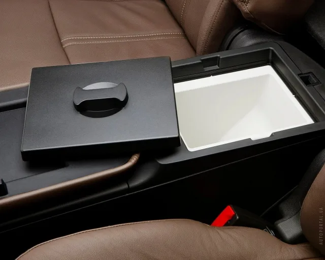 Lincoln MKT (Линкольн МКТ) кроссовер — 10