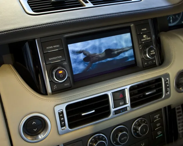 Land Rover Range Rover 2009 позашляховик — 16
