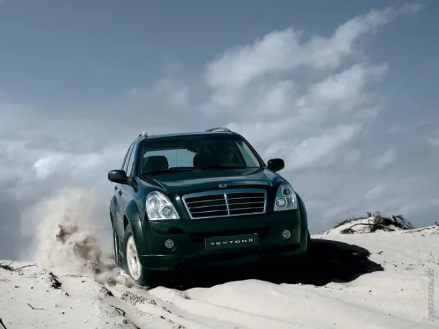 SsangYong Rexton II (Санг Йонг Рекстон) внедорожник — 8