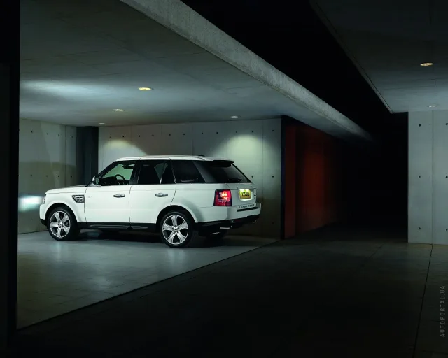 Land Rover Range Rover Sport 2009 (Ленд Ровер Рейндж Ровер Спорт) кроссовер — 23