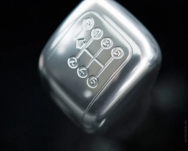 Land Rover Defender 110 2012 (Ленд Ровер Дефендер) внедорожник — 9