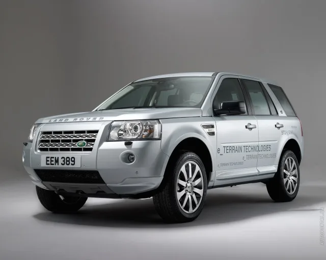 Land Rover Freelander 2 2.2D MT E — 24