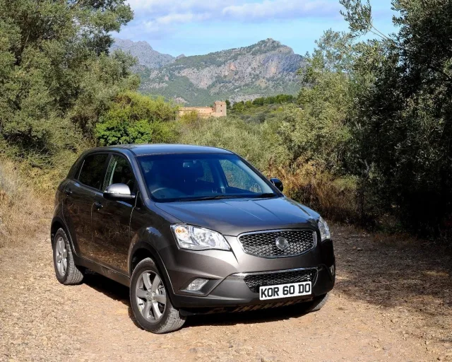 SsangYong Korando 2.0D MT Base 2WD — 17