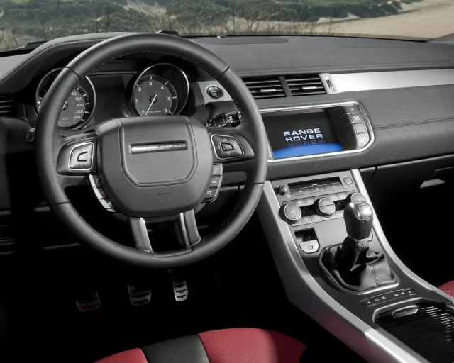 Land Rover Evoque 2011 crossover — 7