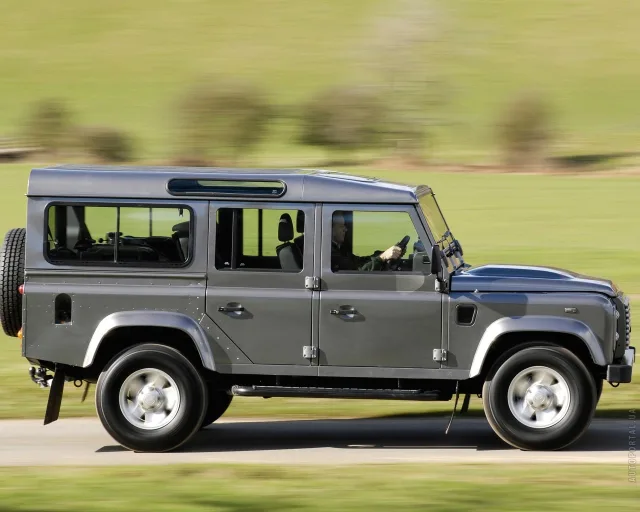 Land Rover Defender 110 2012 (Ленд Ровер Дефендер) внедорожник — 12