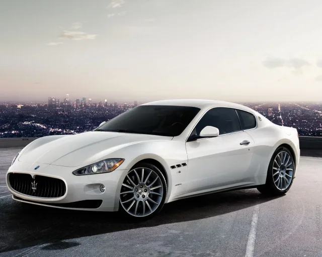 Maserati GranTurismo 4.2 AT — 15