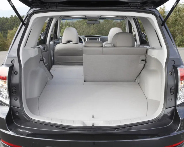 Subaru Forester 2.5 MT VR — 10