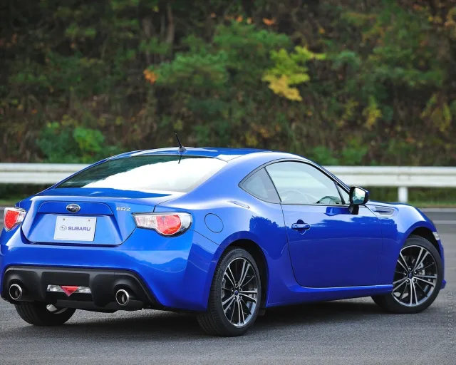 Subaru BRZ купе — 10