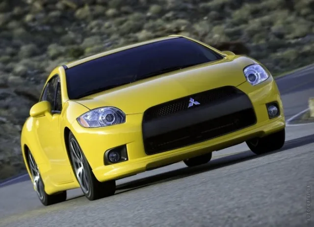 Mitsubishi Eclipse 3.8 AT — 4