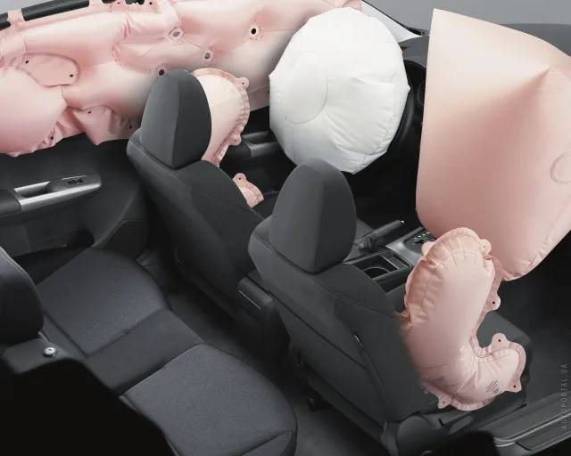 Subaru Impreza 2008 хетчбек — 12