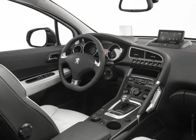 Peugeot 3008 2014 кросовер — 8