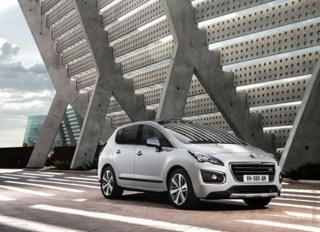 Peugeot 3008 2014 кросовер — 3