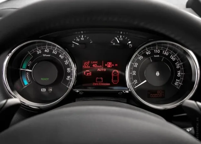 Peugeot 3008 2014 кросовер — 11