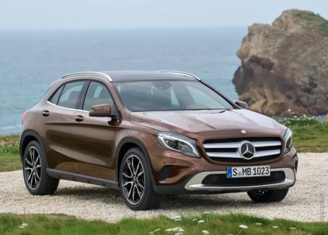 Mercedes-Benz GLA-Class 180 CDI MT — 9