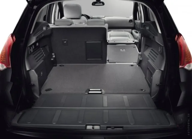 Peugeot 3008 2014 кросовер — 10
