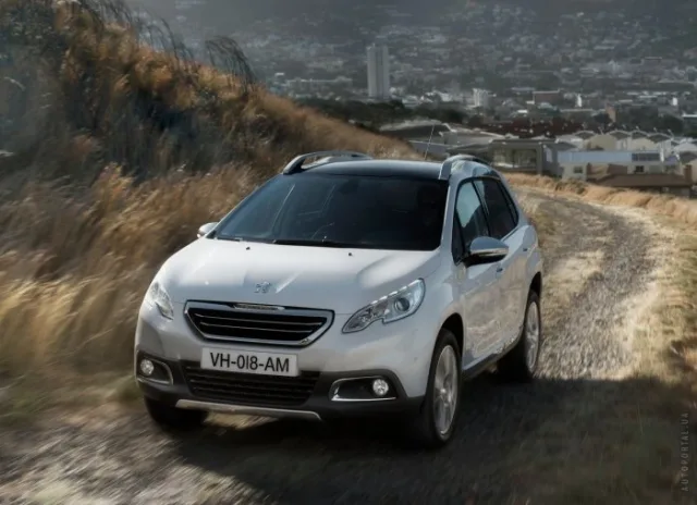 Peugeot 2008 2013 кросовер — 16