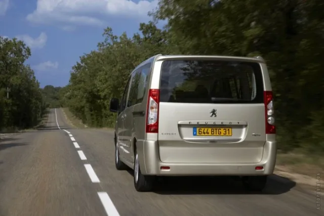 Peugeot Expert Tepee мінівен — 8