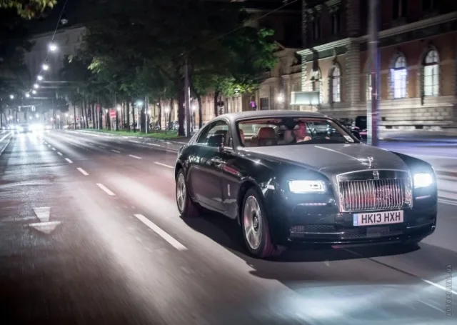 Rolls-Royce Wraith купе — 15