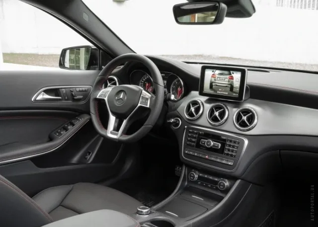 Mercedes-Benz GLA-Class 180 CDI MT — 3