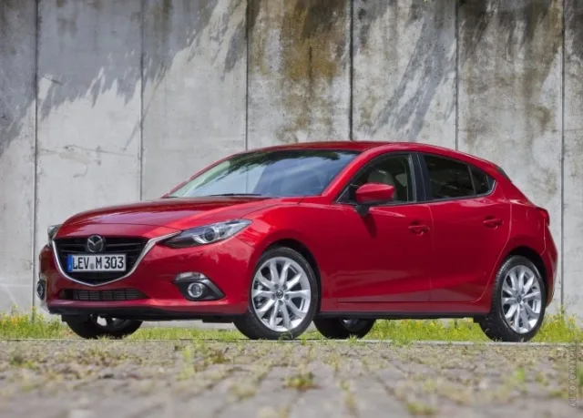 Mazda 3 2014 хетчбек — 14
