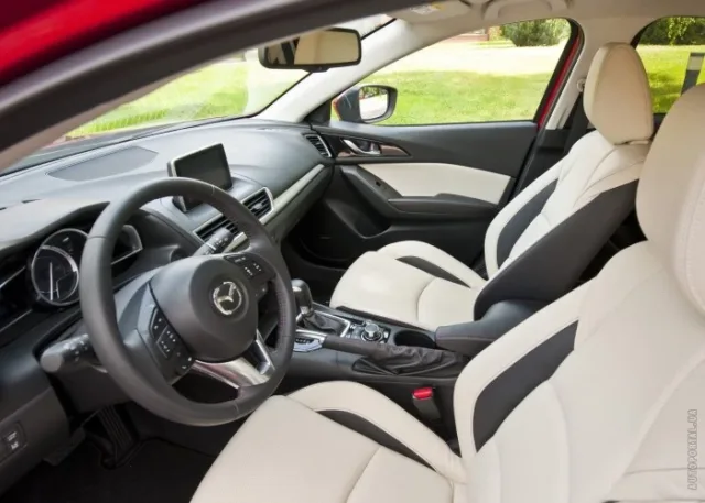 Mazda 3 2014 хетчбек — 2