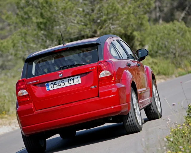 Dodge Caliber (Додж Калибер) кроссовер — 17