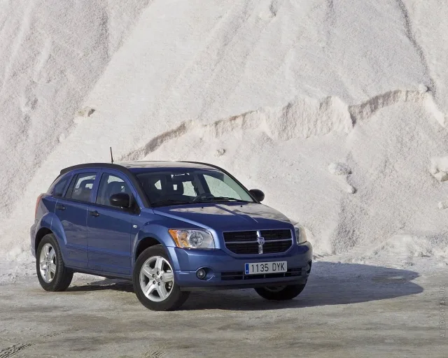 Dodge Caliber (Додж Калибер) кроссовер — 25