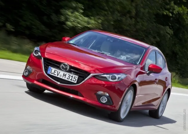 Mazda 3 2014 хетчбек — 16