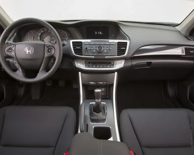 Honda Accord 2012 sedan — 19