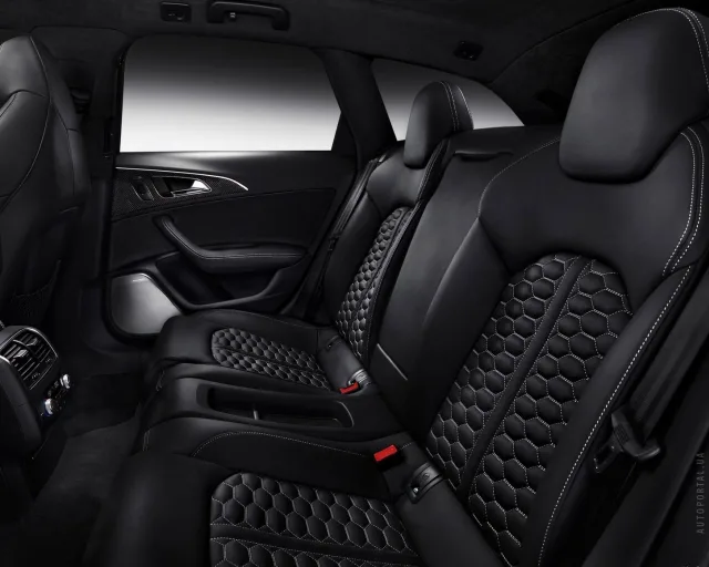 Audi RS6 Avant 2013 station wagon — 7