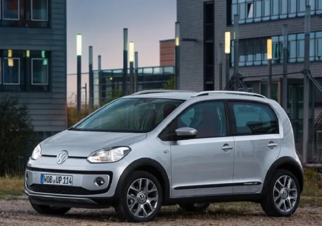 Volkswagen Cross Up crossover — 5