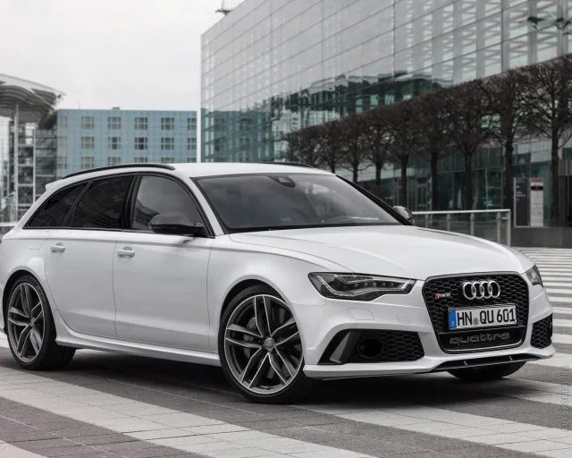 Audi RS6 Avant 2013 station wagon — 14