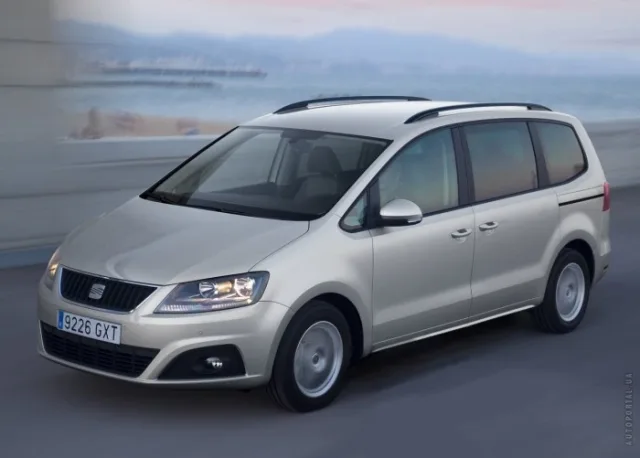 SEAT Alhambra (СЕАТ Альхамбра) минивэн — 8