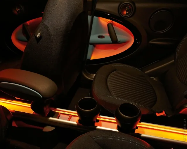 MINI One Countryman (Мини Ван Кантримен) кроссовер — 7