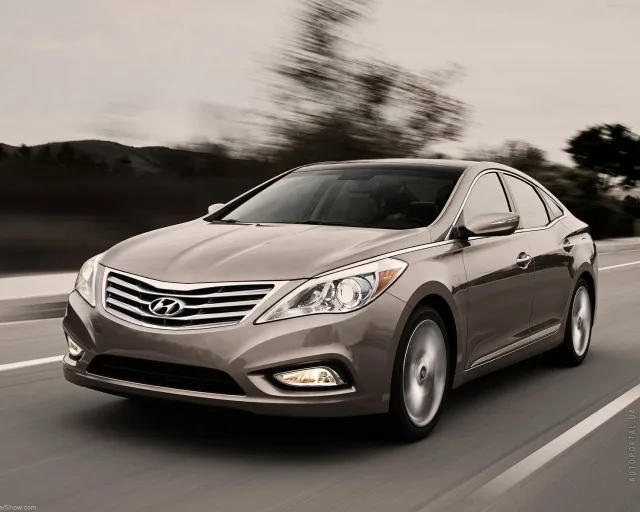 Hyundai Azera 3.0i — 8