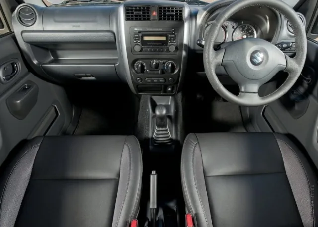 Suzuki Jimny 1998 SUV — 2
