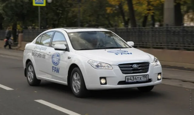 FAW Besturn B50 sedan — 9