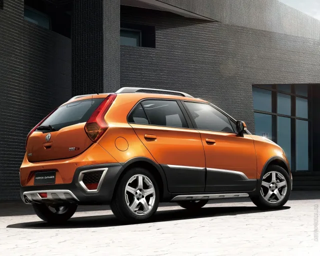 MG 3 Cross 1.5 MT Standard — 4