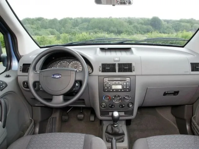 Ford Tourneo Connect 1.8 MT Trend Plus LWB — 4