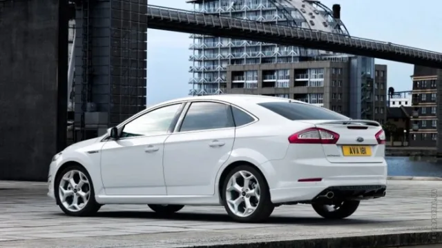 Ford Mondeo 2010 (Форд Мондео) седан — 14