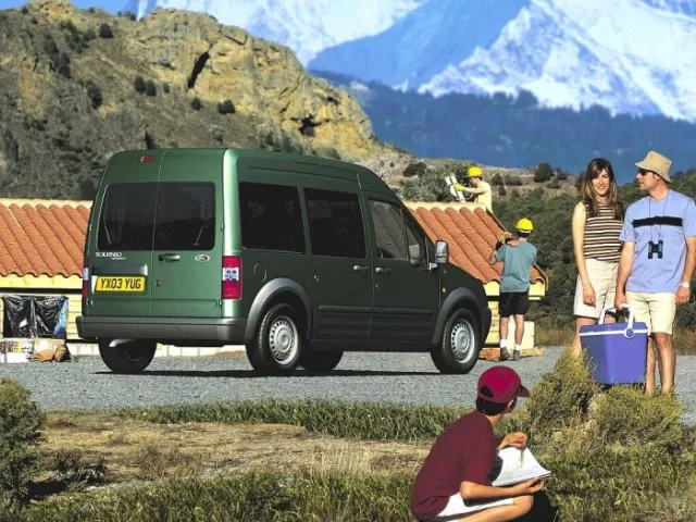 Ford Tourneo Connect 1.8 MT Trend Plus LWB — 5